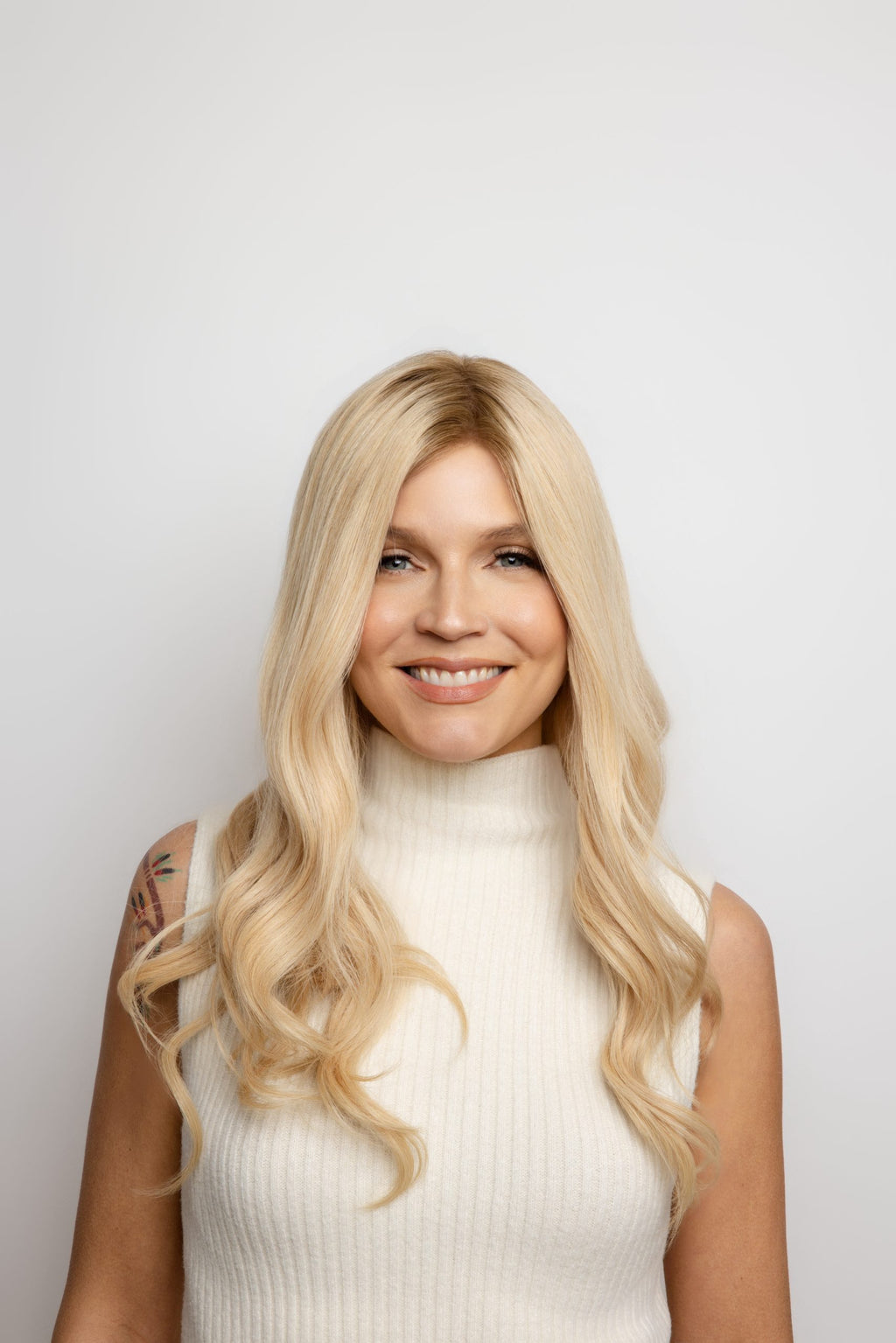 Darra 8715 in colour Natural Blond Root