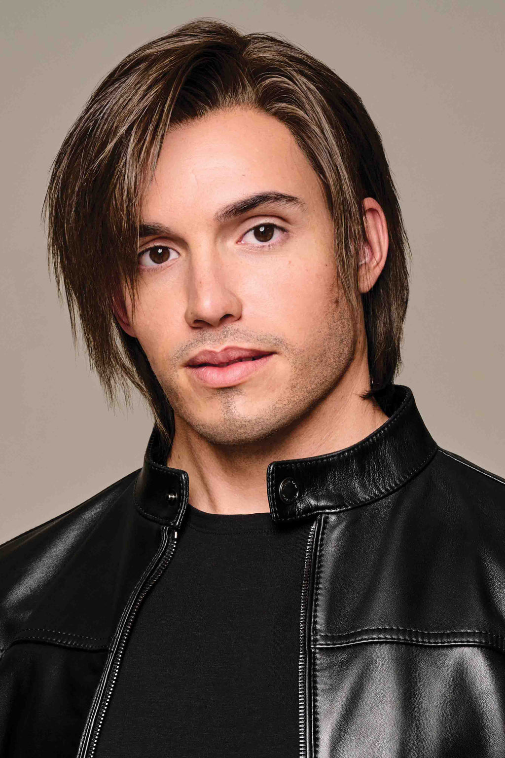 Daring Elite in colour swatch M7S Ash Brown