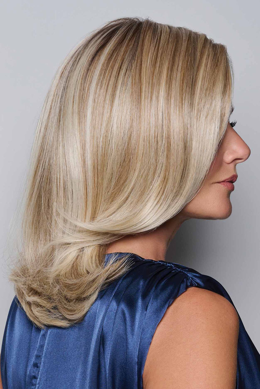 Showrunner in RL19/23SS Shaded Biscuit colour