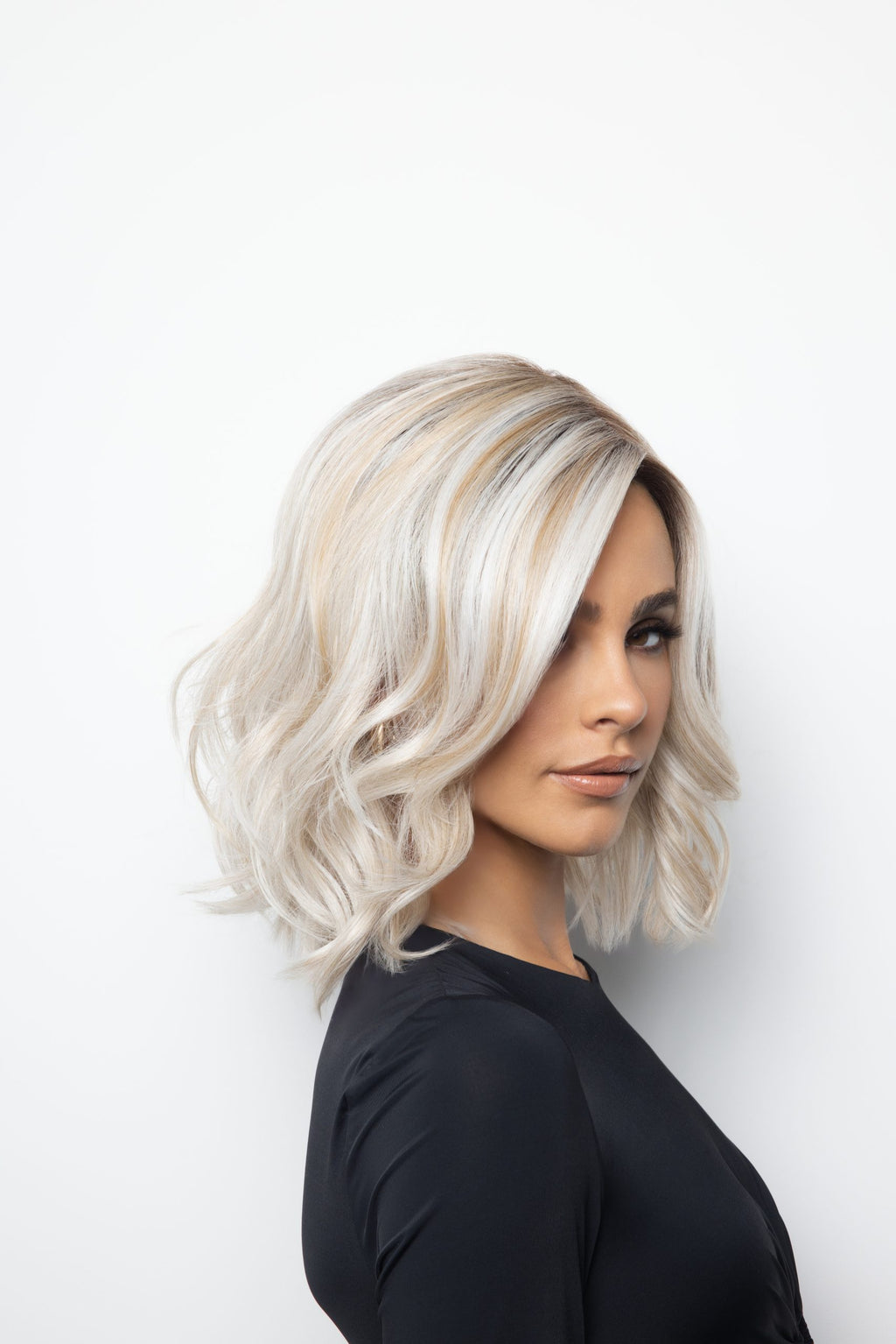 Vero 2411 in colour White Blond-R