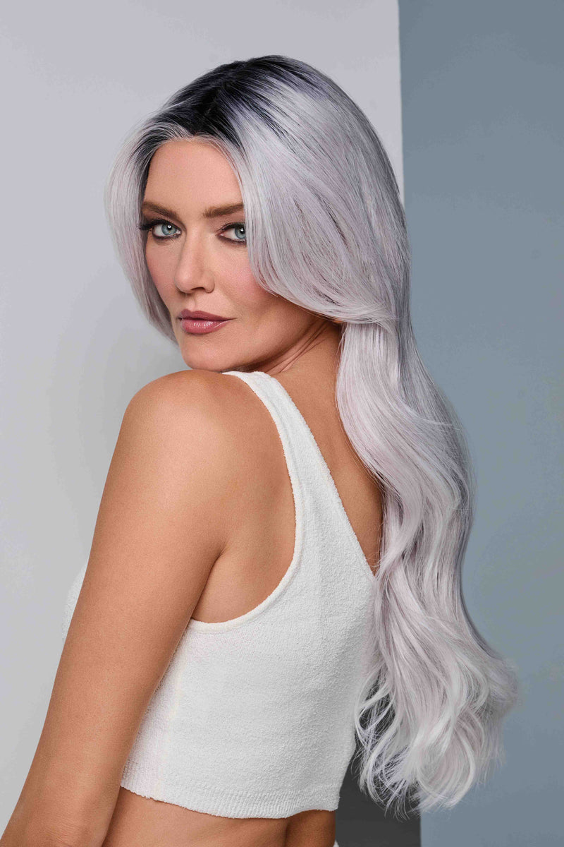 Queue The Hue in colour Grey/Lavender